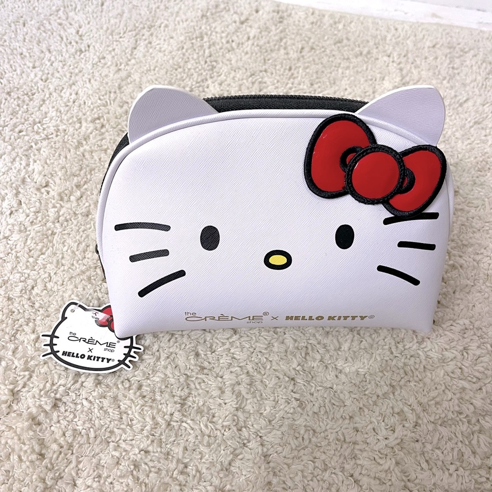 Hello Kitty x Crème collaboration Cosmetic Bag